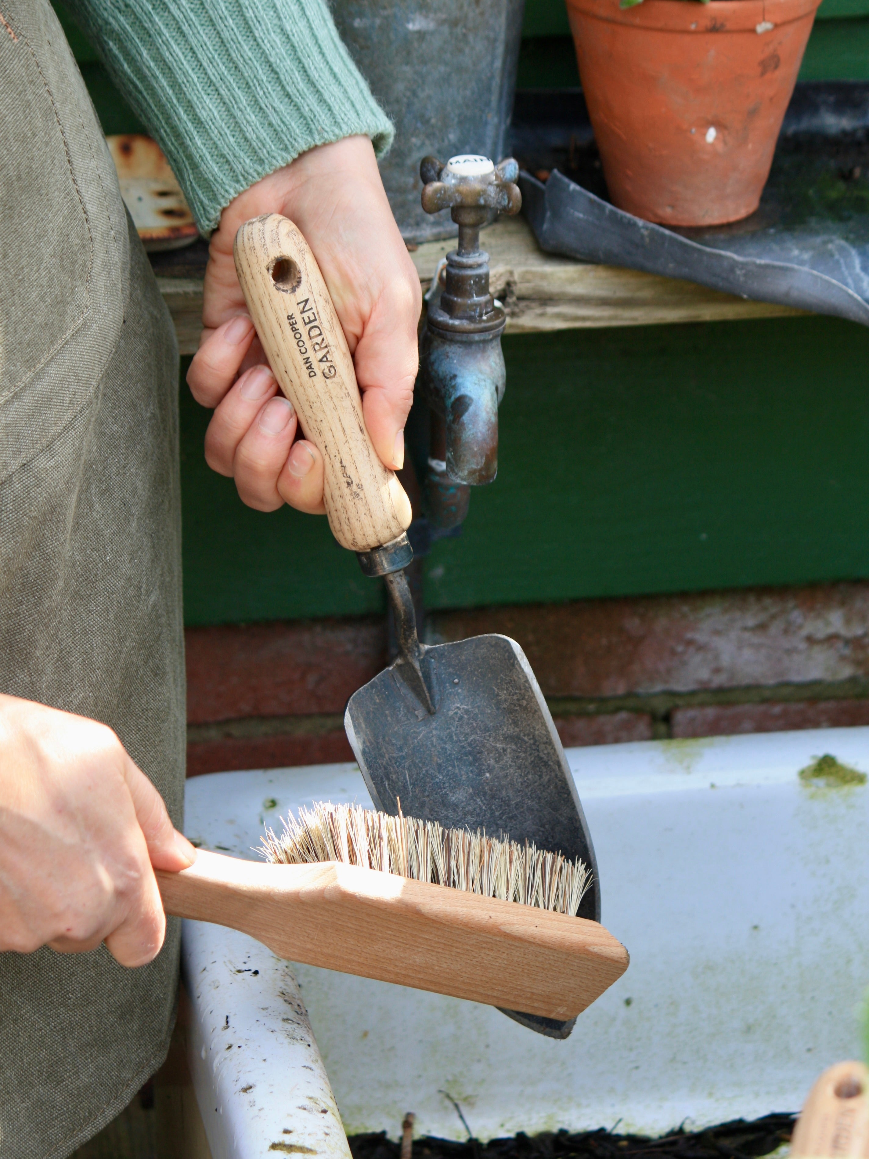 Redecker Computer Brush – Camelback Flowershop