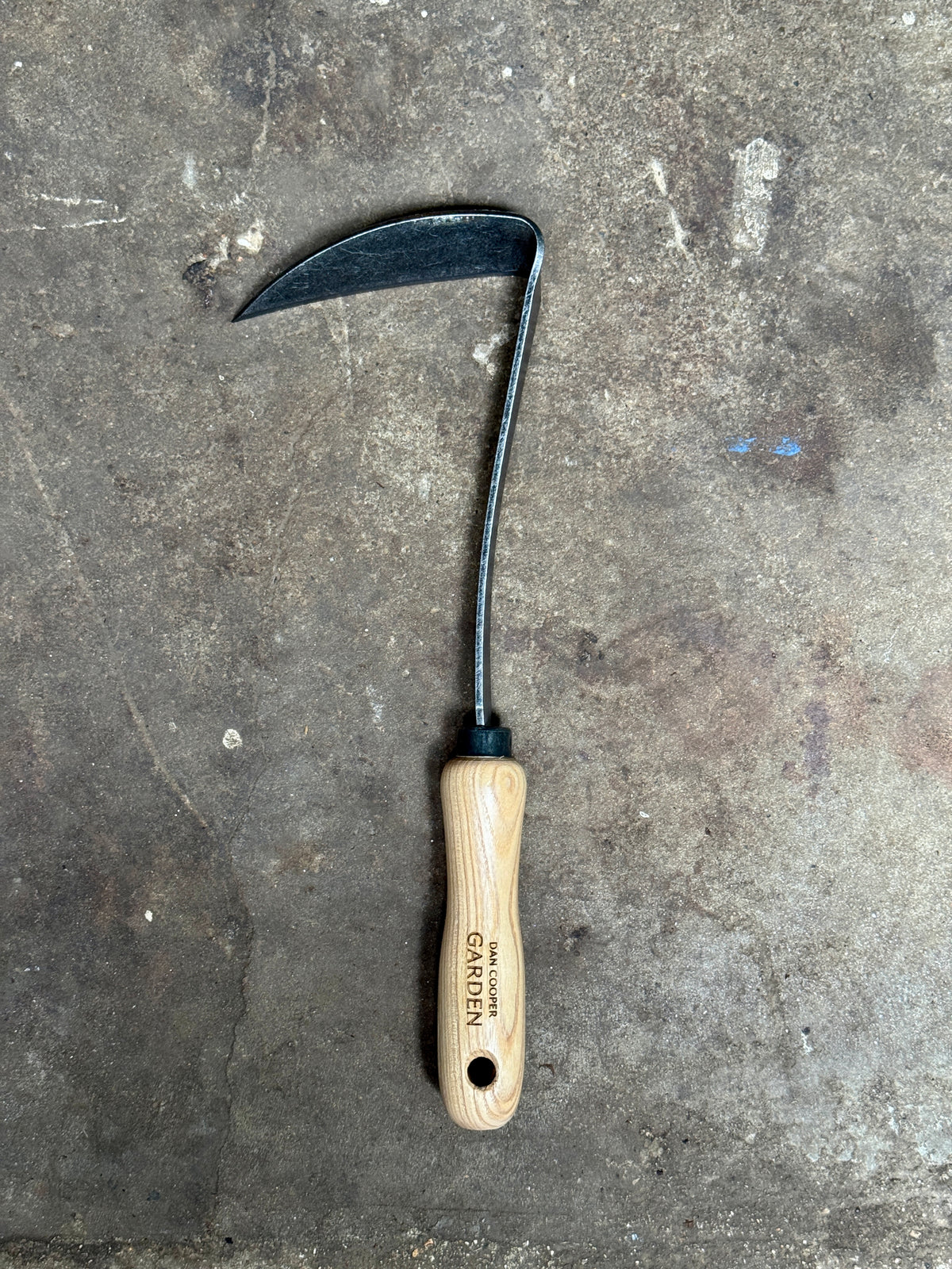 Signature Japanese Weeding Hoe