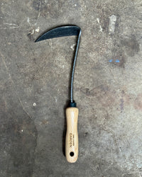 Signature Japanese Weeding Hoe